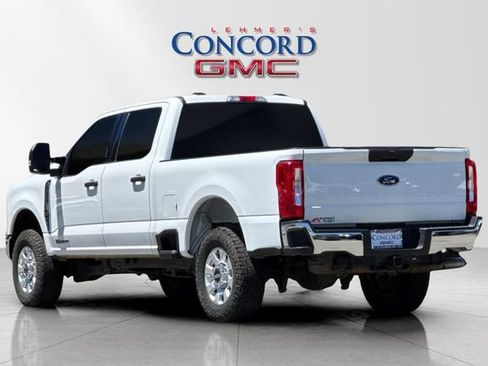 Used 2024 Ford F250 XLT w/ FX4 Off-Road Package AWD/4WD image 6