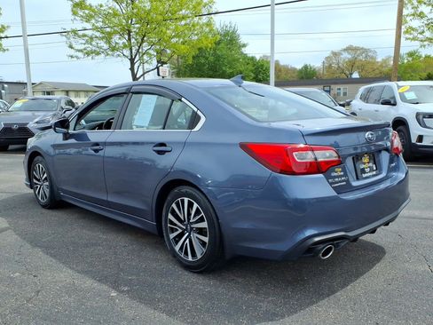 Used 2018 Subaru Legacy 2.5i Premium AWD/4WD image 9