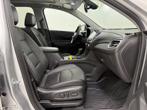 Used 2020 Chevrolet Equinox Premier image 32