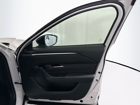 Used 2025 MAZDA CX-50 AWD 2.5 S w/ Premium Package image 33