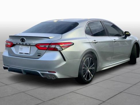 Used 2018 Toyota Camry SE image 13