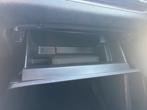 Used 2020 Ford Explorer Limited RWD image 31