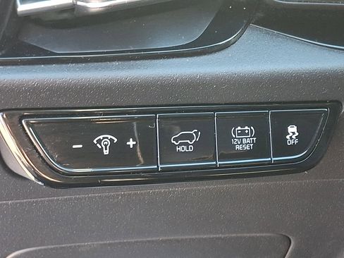 Certified 2023 Kia Niro SX Touring image 27