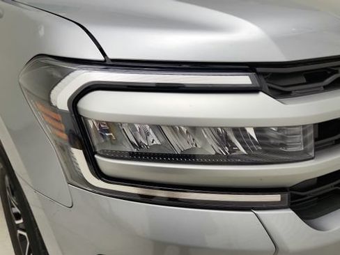 Used 2024 Ford Expedition XLT RWD image 28