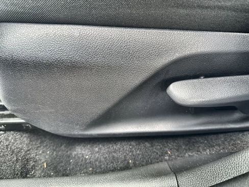 Used 2025 Toyota RAV4 LE FWD image 21