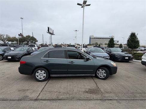 Used 2005 Honda Accord LX image 4