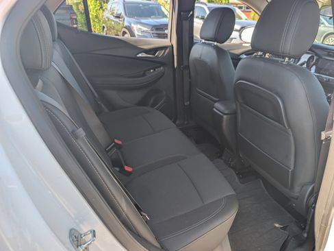 Used 2022 Buick Encore GX Preferred w/ Cold Weather Comfort Package AWD/4WD image 18