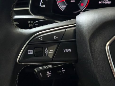 Used 2023 Audi Q8 Prestige image 44