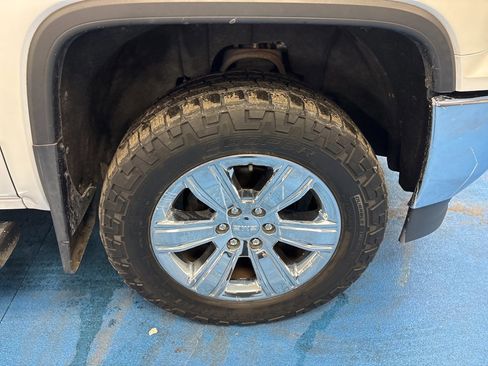 Used 2017 GMC Sierra 1500 SLT image 3