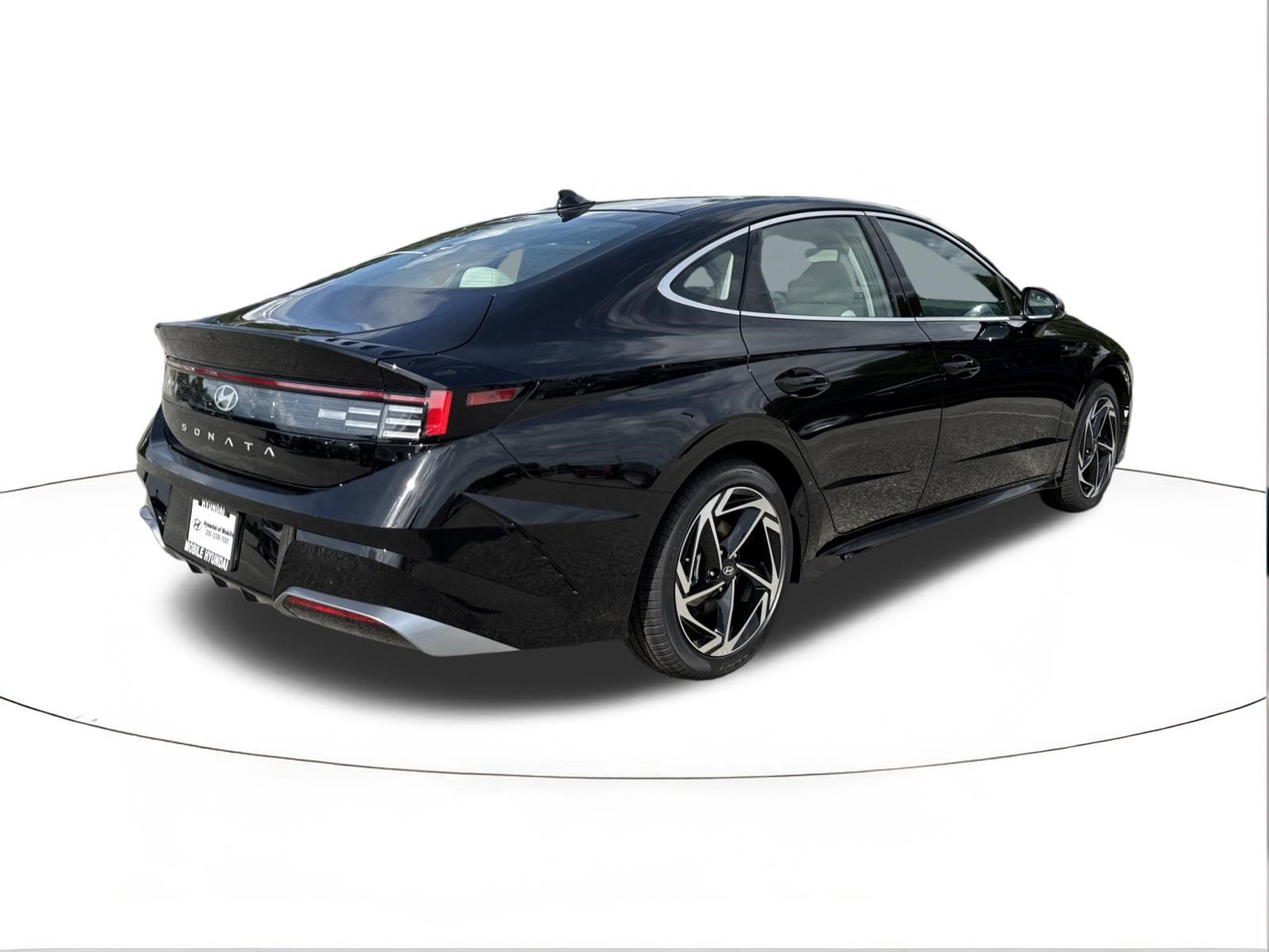New 2026 Hyundai Sonata SEL FWD image 3