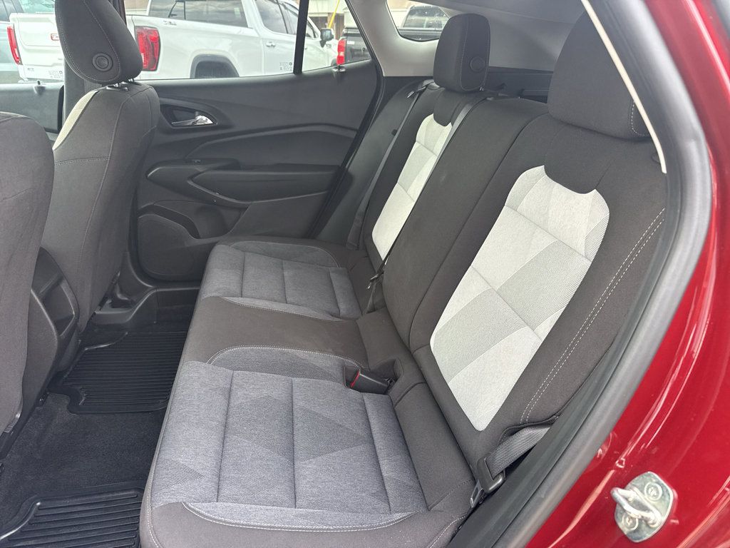 Used 2024 Chevrolet Trax LS w/ Driver Confidence Package FWD image 11