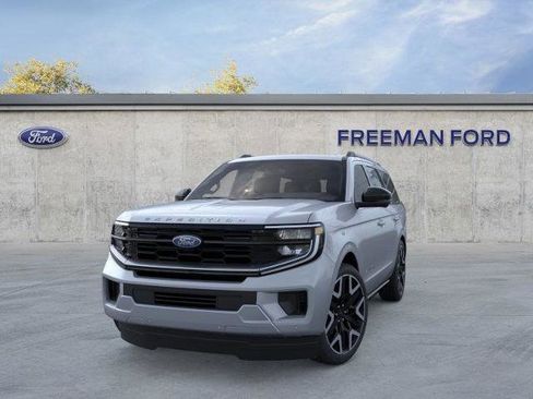 New 2026 Ford Expedition Platinum w/ Platinum Ultimate Package AWD/4WD image 2