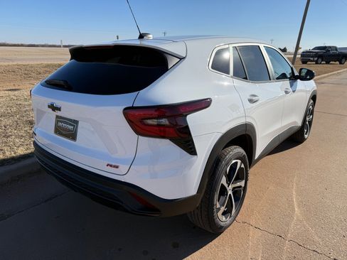 New 2026 Chevrolet Trax RS w/ Sunroof Package image 3