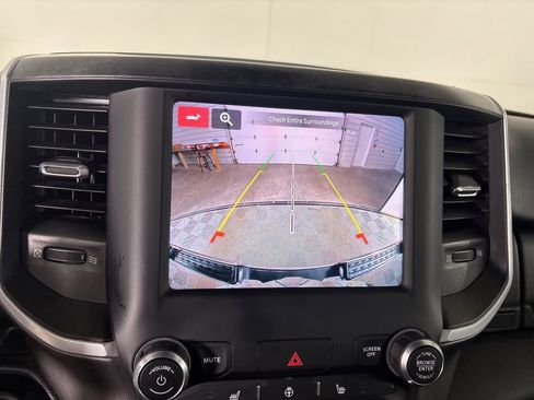 Used 2022 RAM 1500 Big Horn AWD/4WD image 15