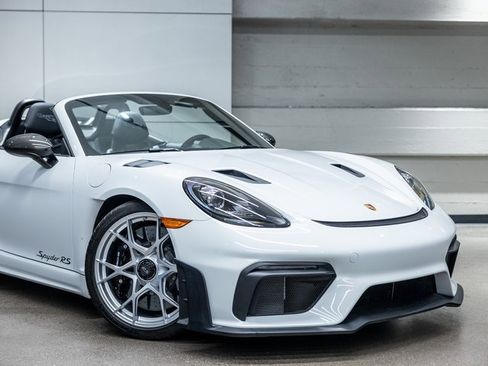 Certified 2025 Porsche 718 Boxster Spyder RS image 15