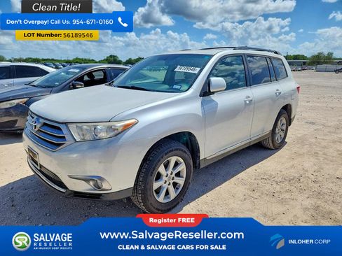 Used 2013 Toyota Highlander SE FWD image 1