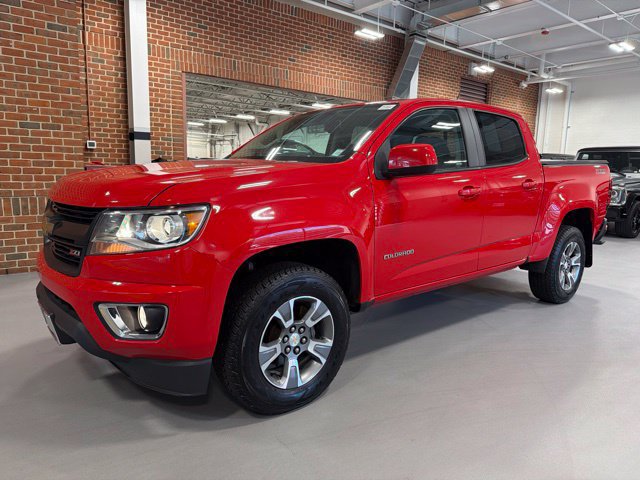 Used 2019 Chevrolet Colorado Z71 AWD/4WD image 3