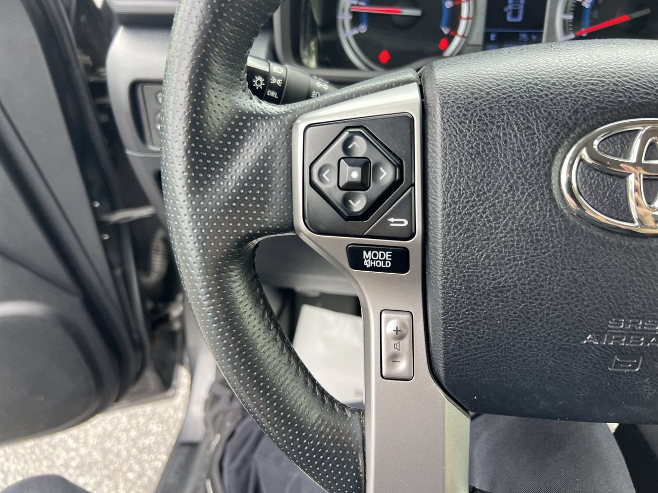 Used 2019 Toyota 4Runner SR5 Premium AWD/4WD image 19