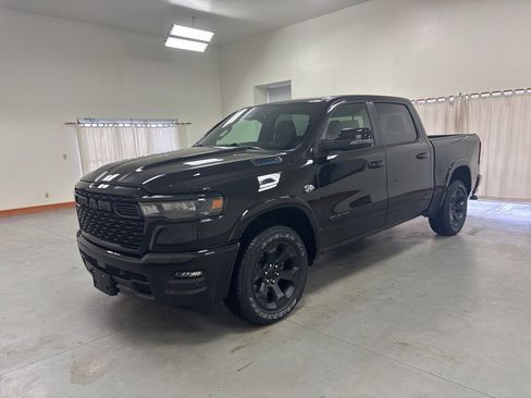 New 2026 RAM 1500 4x4 Crew Cab image 4