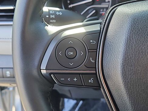 Used 2024 Toyota Camry SE image 17