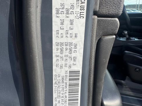 Used 2018 Jeep Grand Cherokee Altitude image 28