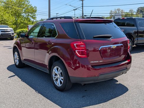 Used 2017 Chevrolet Equinox LT w/ Convenience Package AWD/4WD image 3