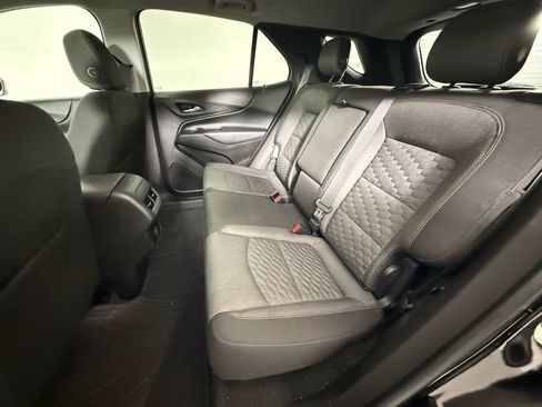 Used 2018 Chevrolet Equinox LT image 12