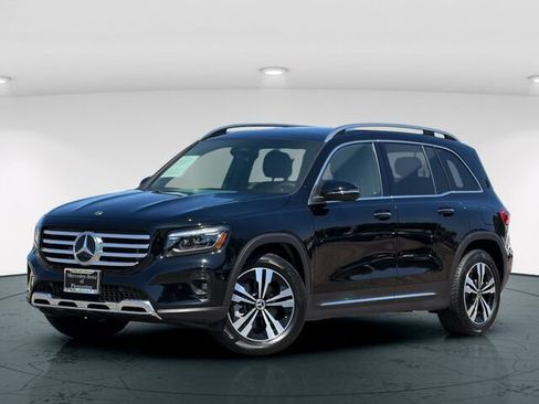 Certified 2026 Mercedes-Benz GLB 250 image 2