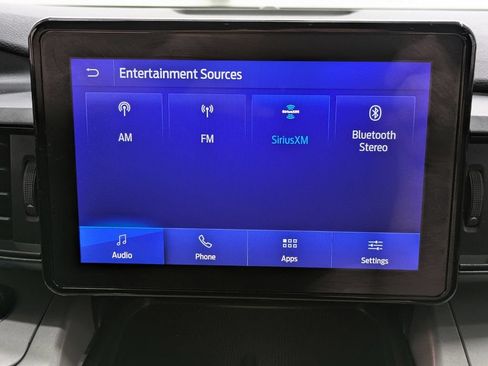 Used 2023 Ford Explorer XLT AWD/4WD image 26