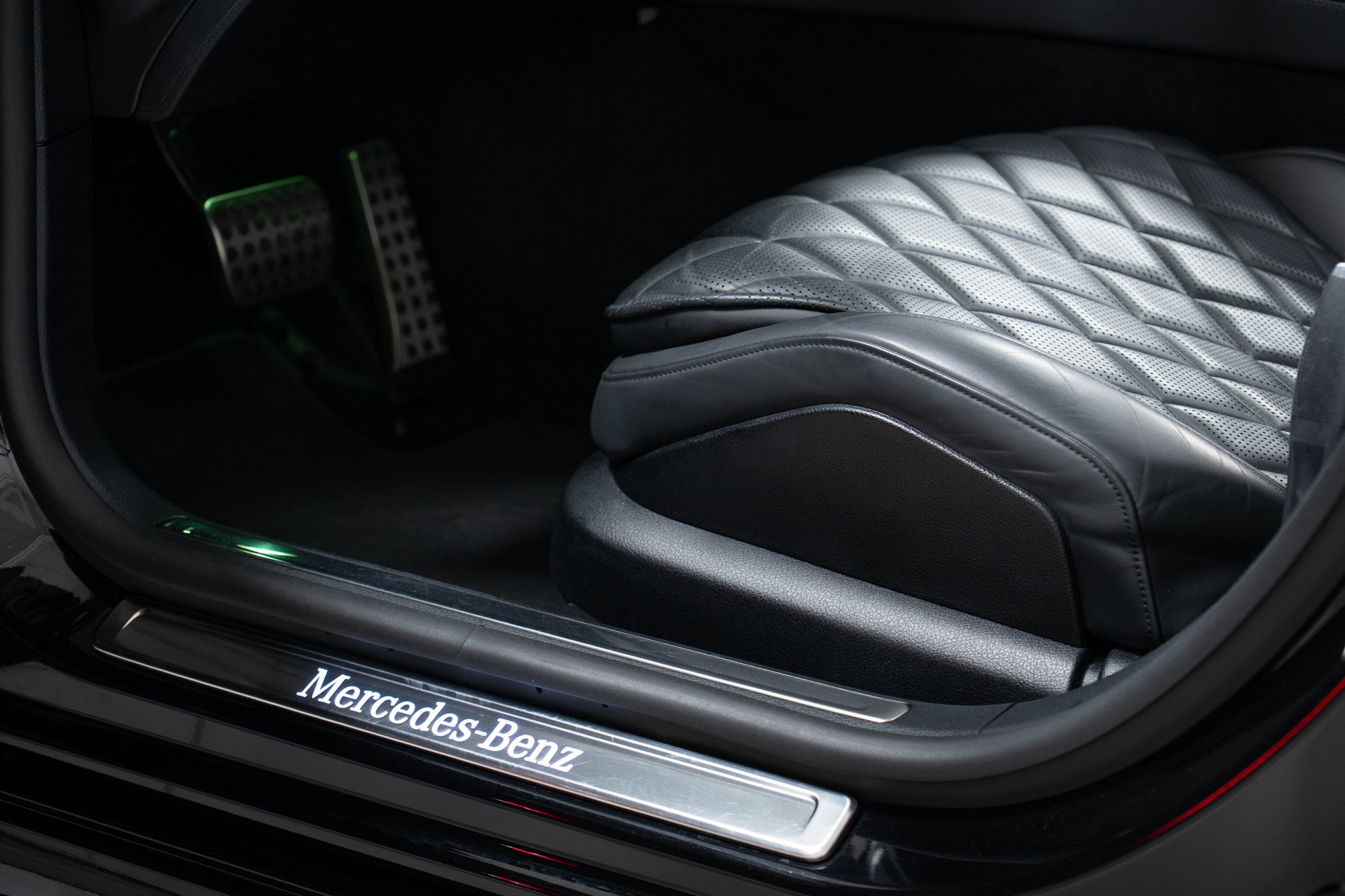 Certified 2023 Mercedes-Benz S 580 4MATIC Sedan w/ AMG Line image 12