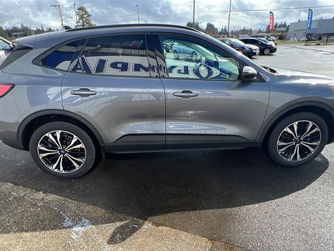 Used 2022 Ford Escape SEL w/ SEL Stealth AWD Package image 4