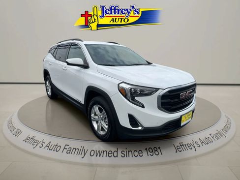 Used 2018 GMC Terrain SLE w/ Driver Convenience Package AWD/4WD image 4