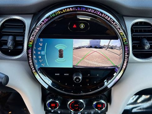 Used 2024 MINI Cooper S image 31