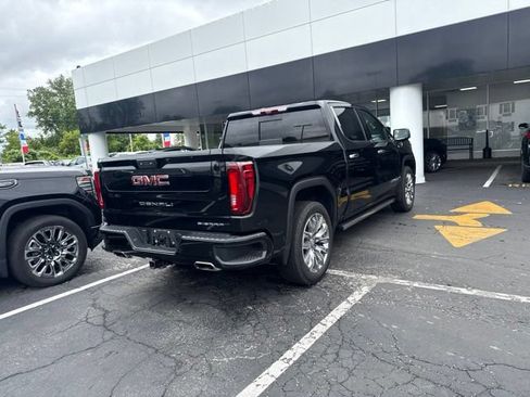 Used 2023 GMC Sierra 1500 Denali w/ Denali Reserve Package AWD/4WD image 7