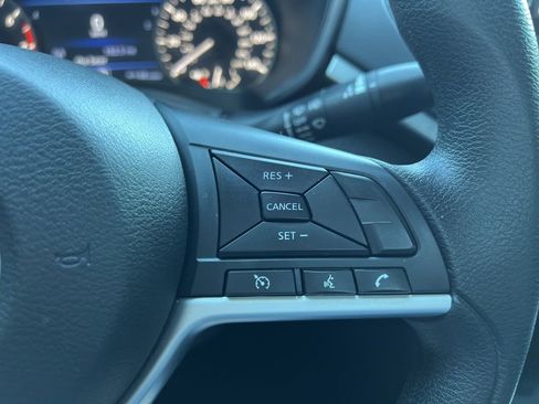 Used 2021 Nissan Altima 2.5 SV image 25