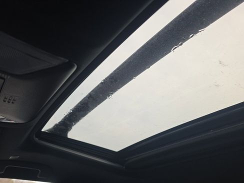 Used 2024 Toyota RAV4 SE image 27