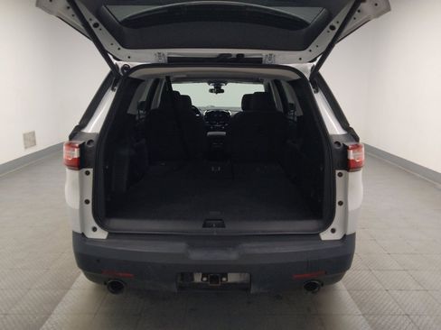 Used 2021 Chevrolet Traverse LT AWD/4WD image 29