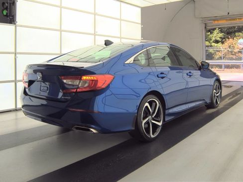 Used 2021 Honda Accord Sport image 5