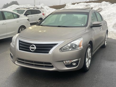 Used 2014 Nissan Altima 2.5 SL w/ Technology Package image 6