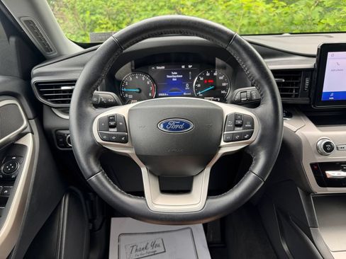 Certified 2023 Ford Explorer XLT AWD/4WD image 15
