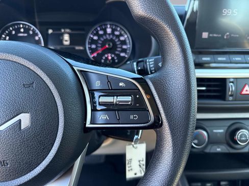 Used 2023 Kia Forte LXS w/ LXS Technology Package image 27