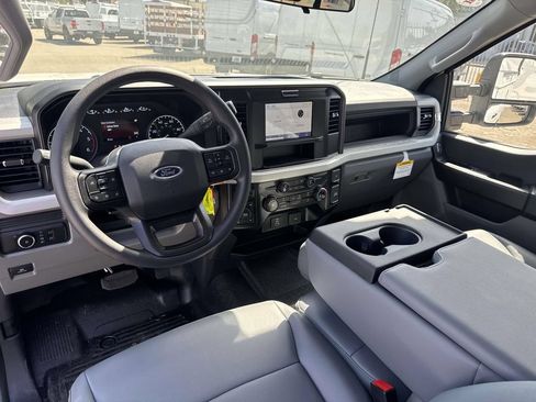 New 2026 Ford F350 XL w/ XL Chrome Package RWD image 12