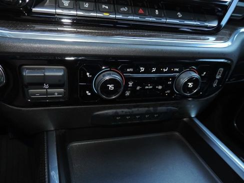 Used 2024 Chevrolet Silverado 2500 LT w/ Texas Edition image 24