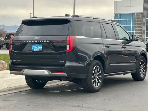 Certified 2025 Ford Expedition Max Platinum image 2
