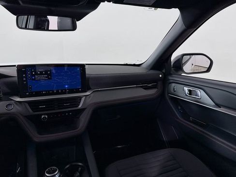 New 2026 Ford Explorer ST-Line w/ ST-Line Street Pack image 25