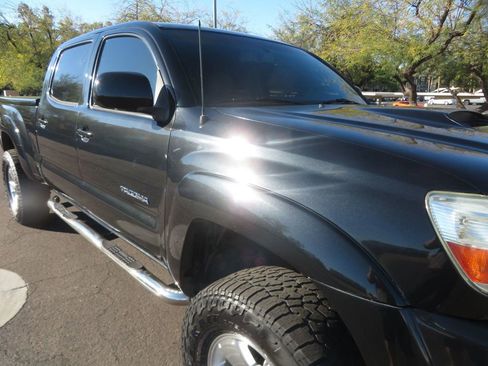Used 2007 Toyota Tacoma PreRunner image 9