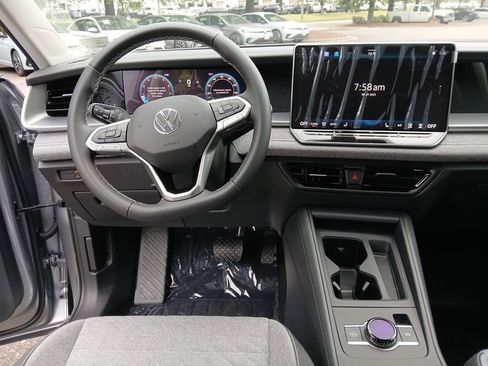 New 2025 Volkswagen Tiguan S image 13