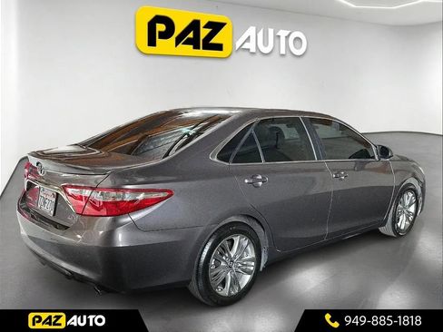 Used 2017 Toyota Camry SE FWD image 5