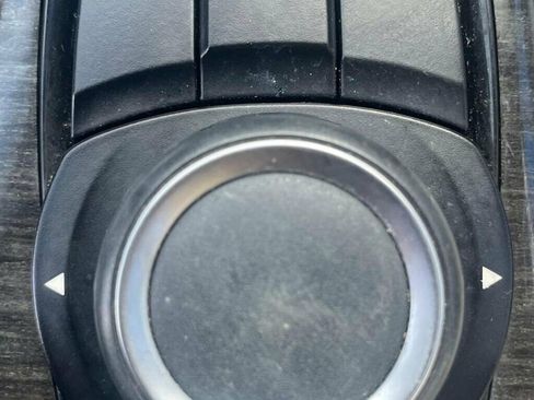 Used 2017 BMW 320i xDrive 320i xDrive image 31