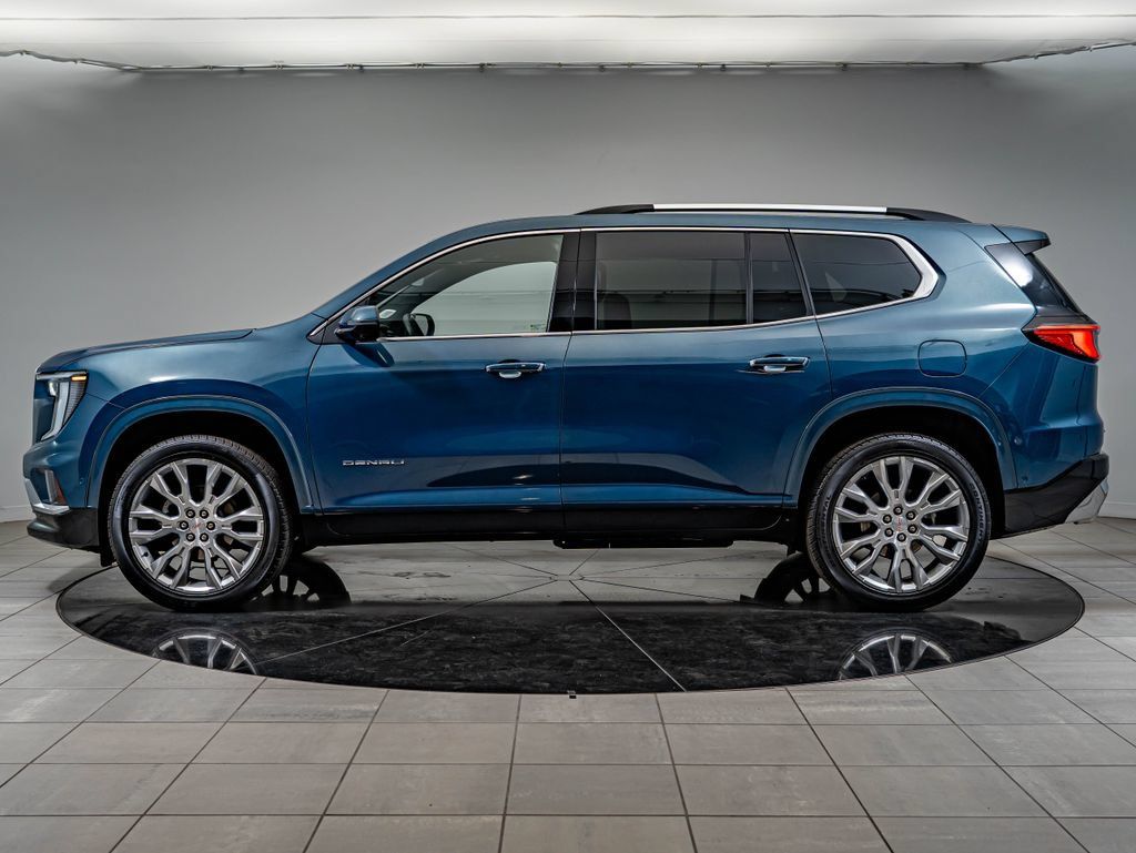 Used 2024 GMC Acadia Denali w/ Super Cruise Package AWD/4WD image 8